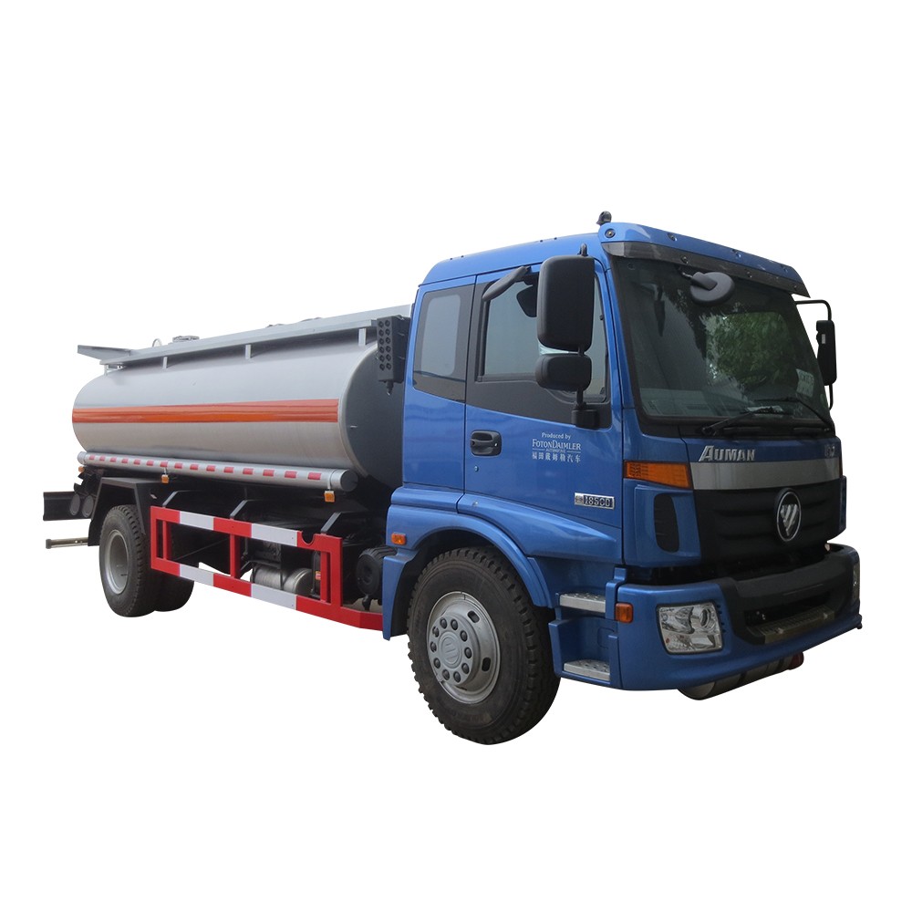 写真10000リットル燃料タンカー