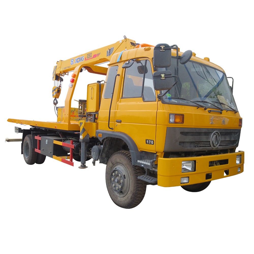 4 * 26トンレッカー車